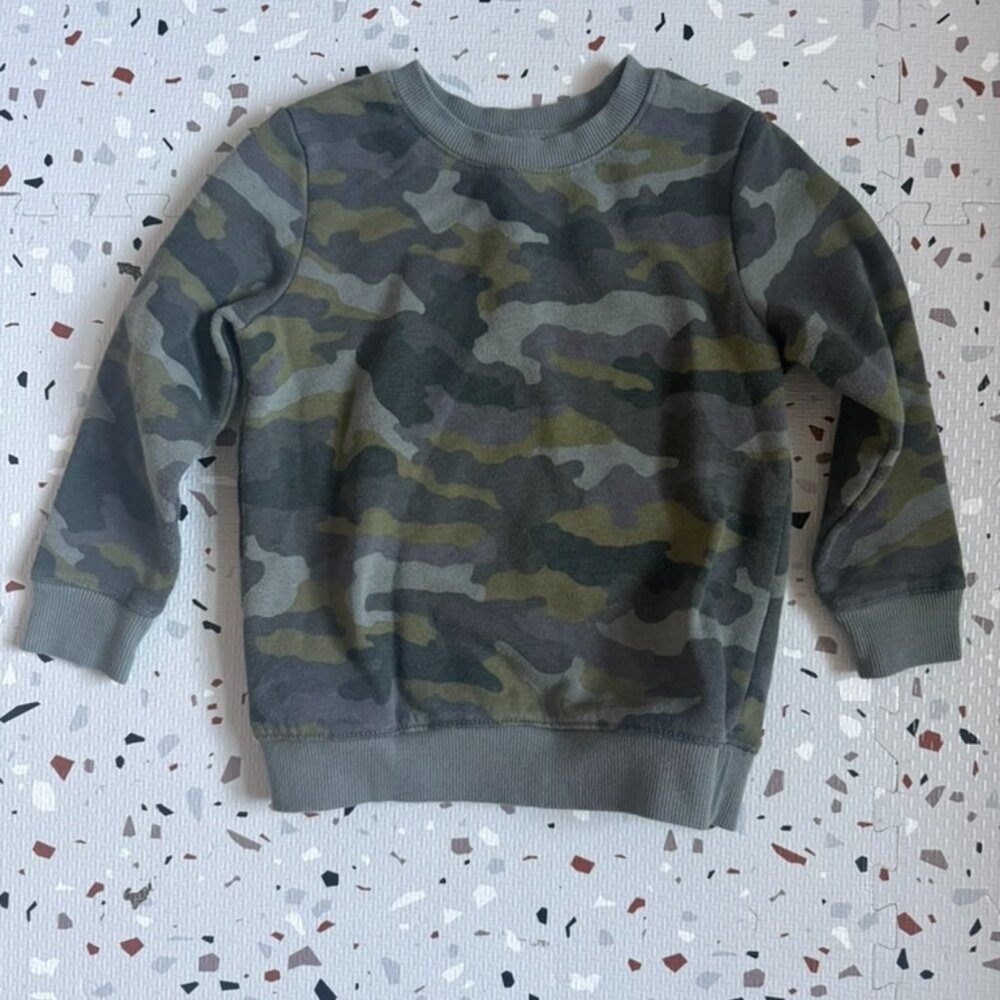 Green Camouflage Sweater with extra soft lining